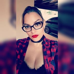 Meet your Posher, Vivi